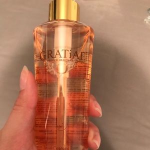 Gratiae facial cleansing toner
